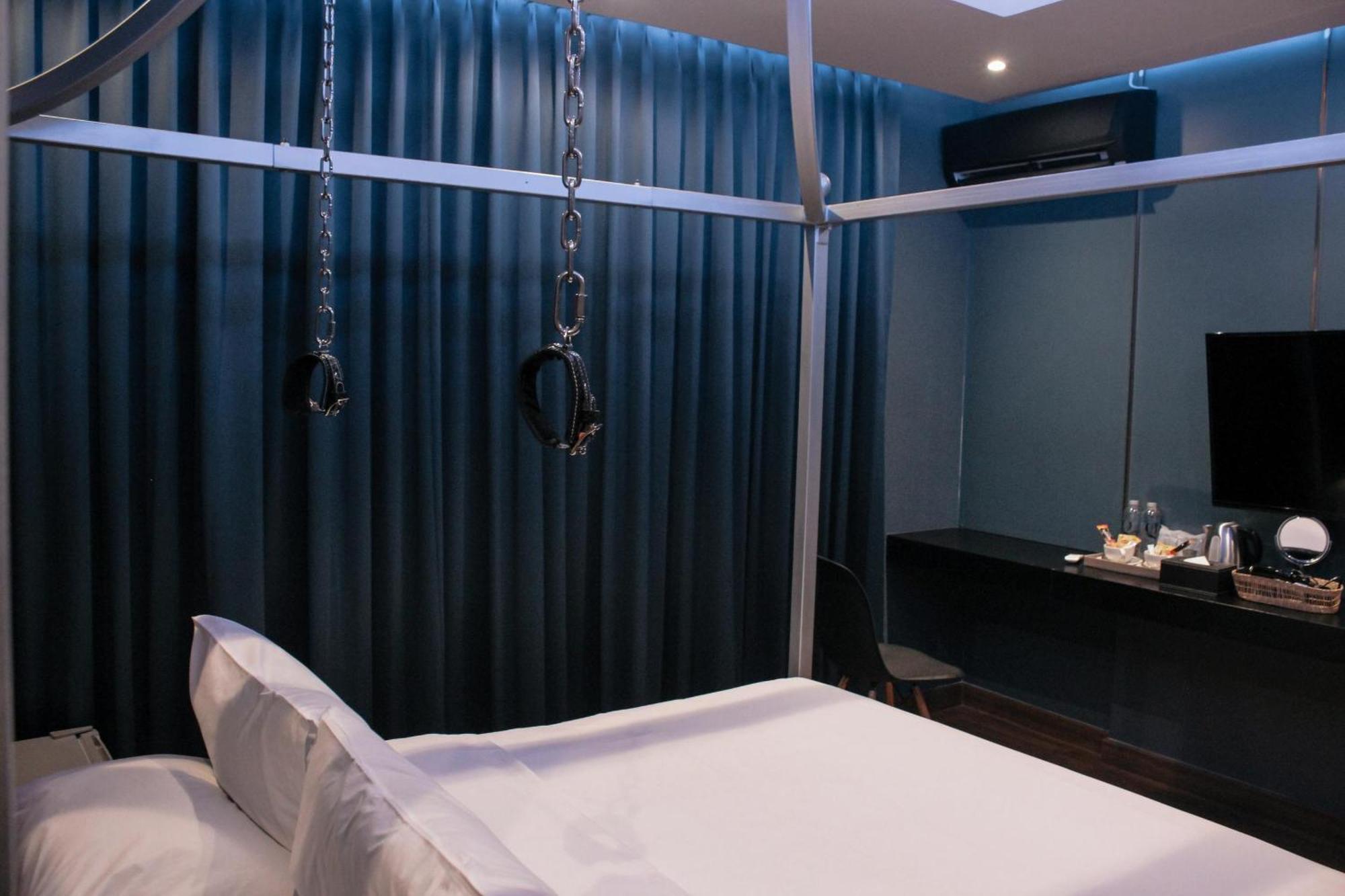 G Boutique Silom Hotel Bangkok Extérieur photo