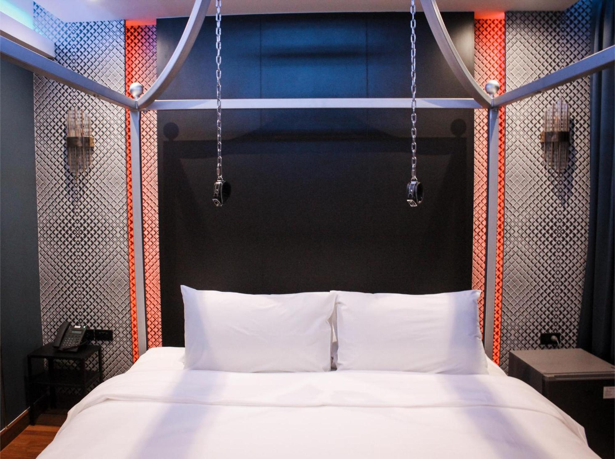 G Boutique Silom Hotel Bangkok Extérieur photo