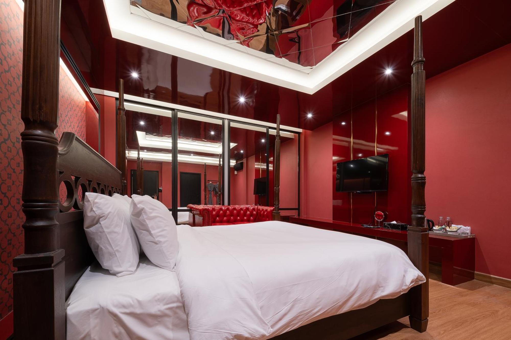 G Boutique Silom Hotel Bangkok Extérieur photo