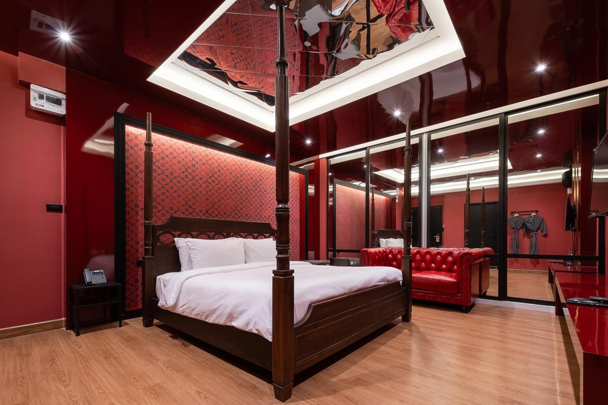 G Boutique Silom Hotel Bangkok Extérieur photo