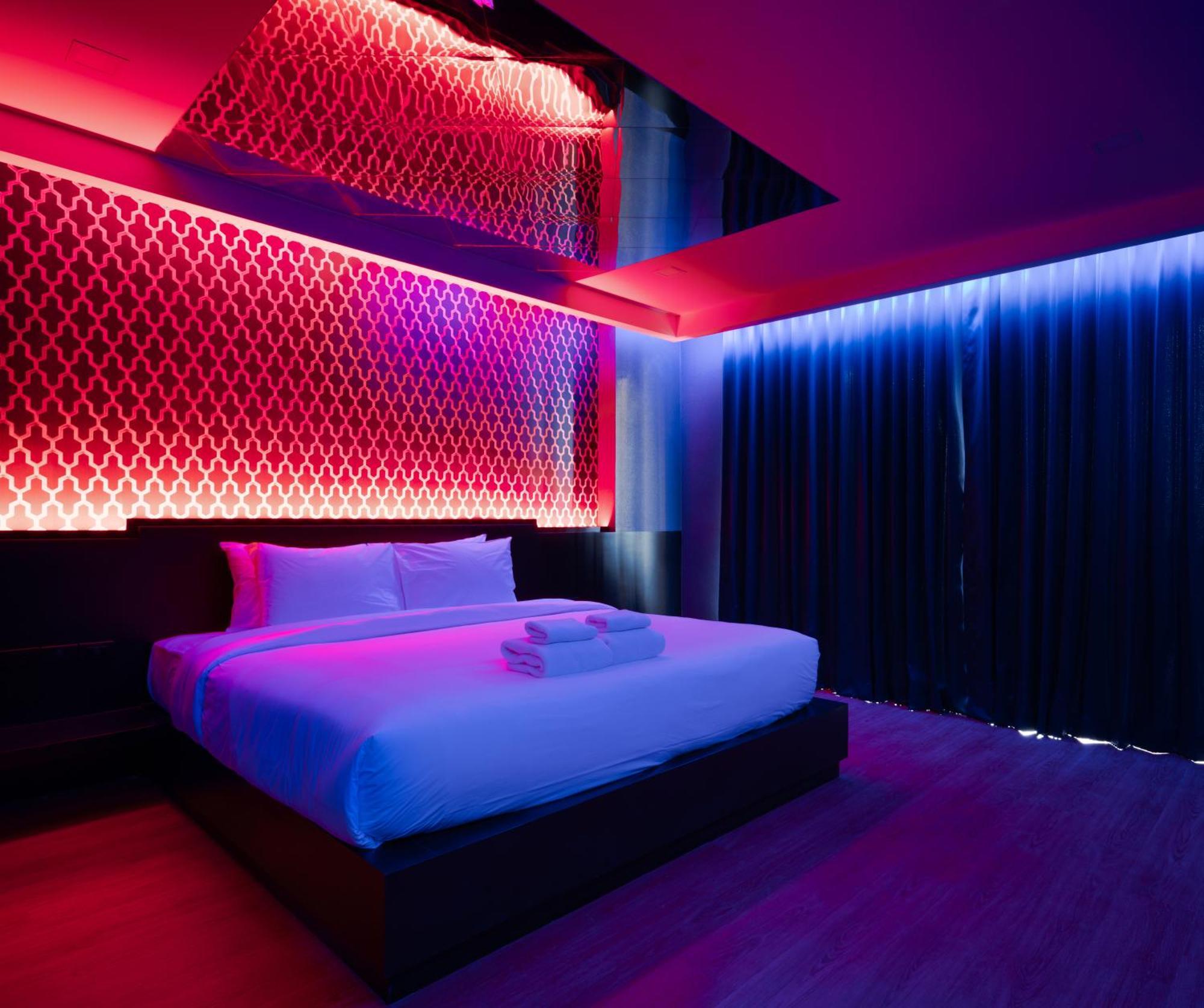 G Boutique Silom Hotel Bangkok Extérieur photo