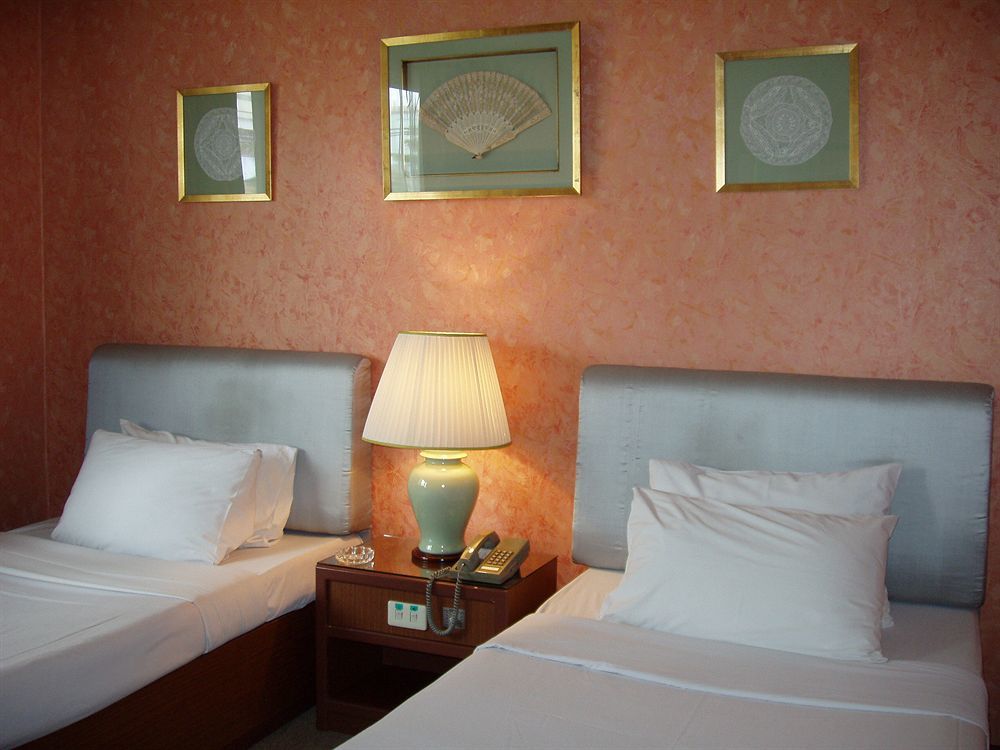 G Boutique Silom Hotel Bangkok Extérieur photo
